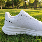 Tênis esportivo FastPulse cor branco - uso ao ar livre